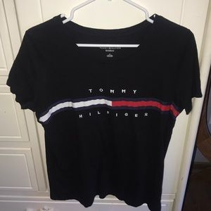 Tommy Hilfiger tee!